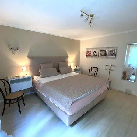 Apartamento Laerchenwald 1905 *